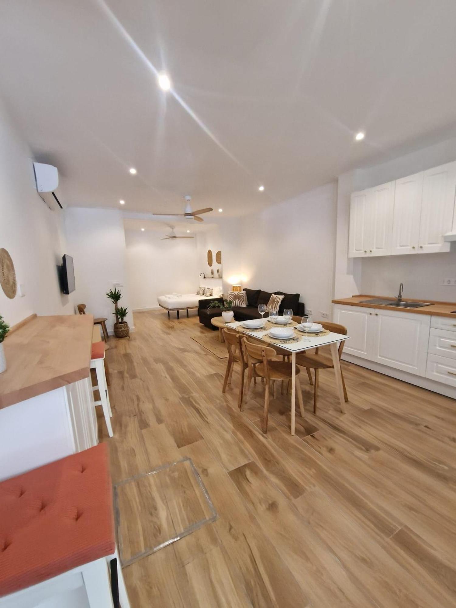 Isg Apartments Triana Estudio 2 Sevilla Bagian luar foto